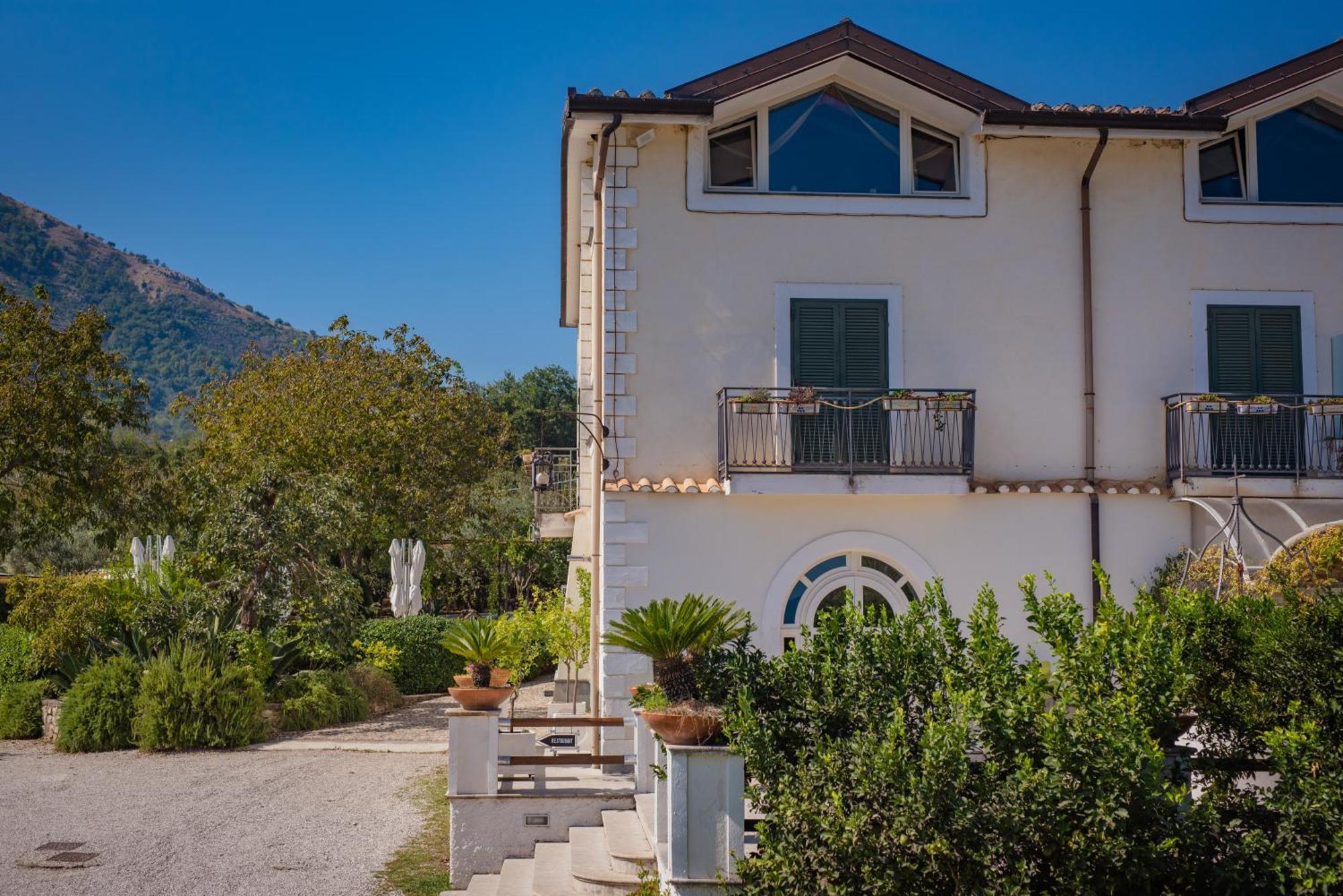 Hotel Villa Rizzo Resort And Spa San Cipriano Picentino Exterior photo